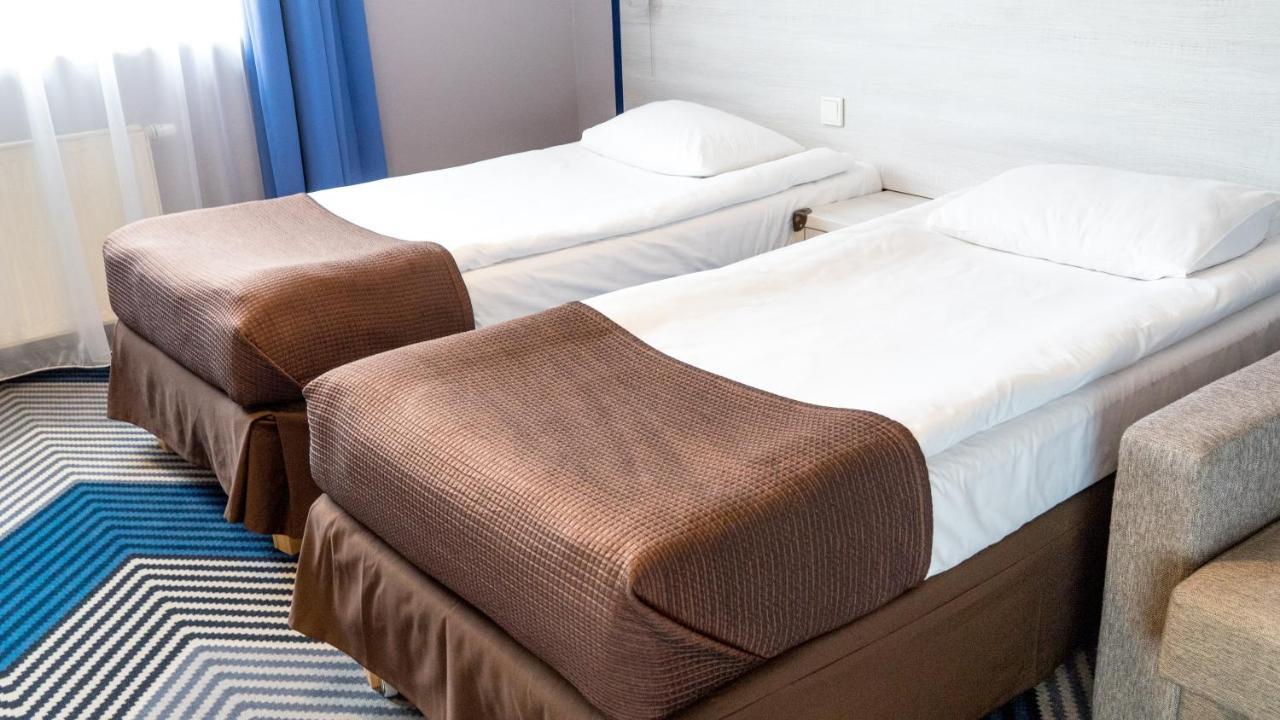 Hotel Texas - Жори Екстериор снимка